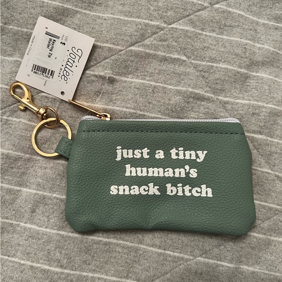 Totalee Accessories - NWT Keyring zip wallet